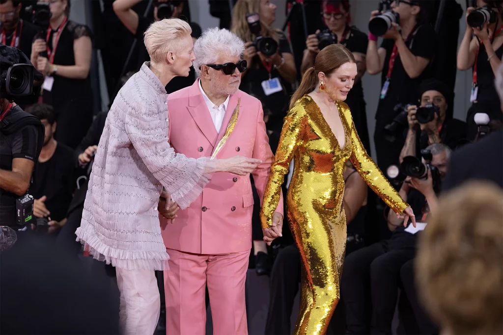 Pedro Almodovar with Julianne Moore and Tilda Swinton 