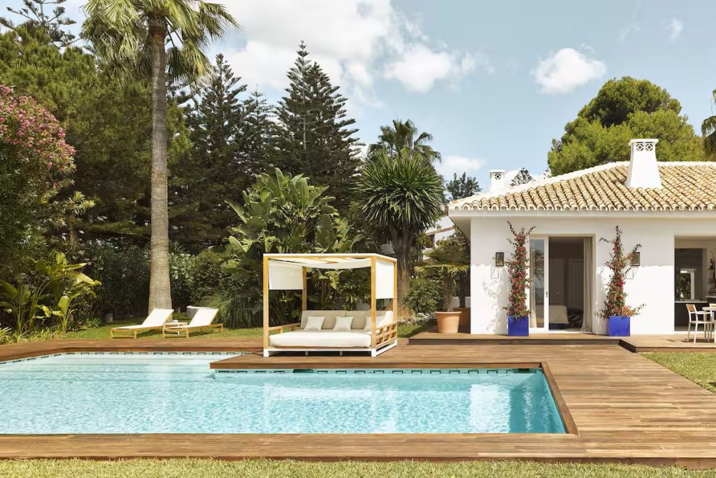 Puente Romano Hotel & Spa in the Golden Mile, Marbella, luxury private villa