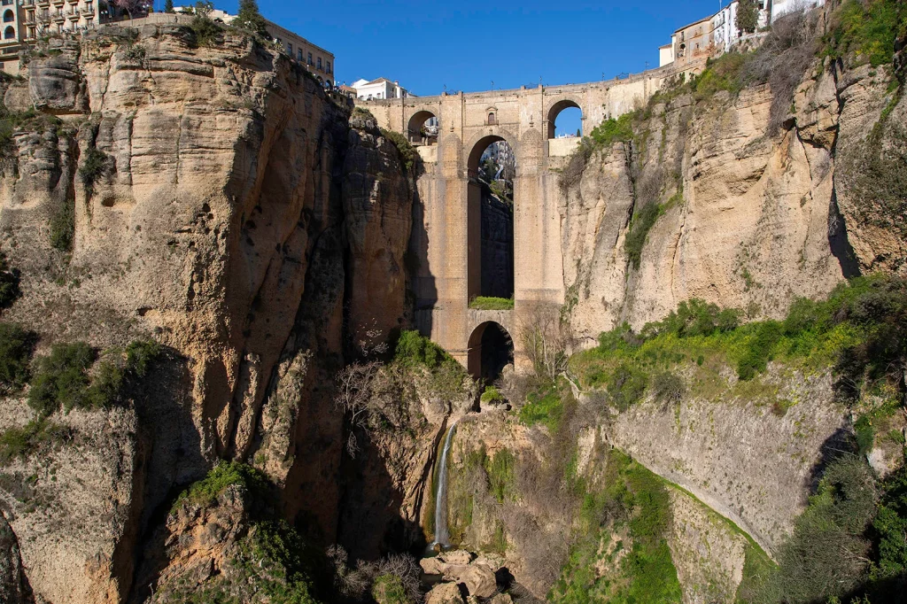 Puente Nuevo bridge over the Tajo Gorge in Ronda, Andalucía.