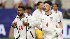 England's James and Rice to have fitness assessed